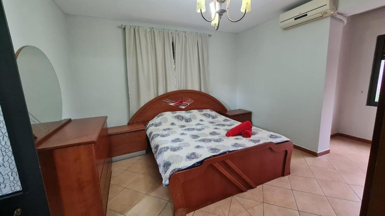 Calmly, Spacious Apartment Next To Usa Embassy Tirana Kültér fotó